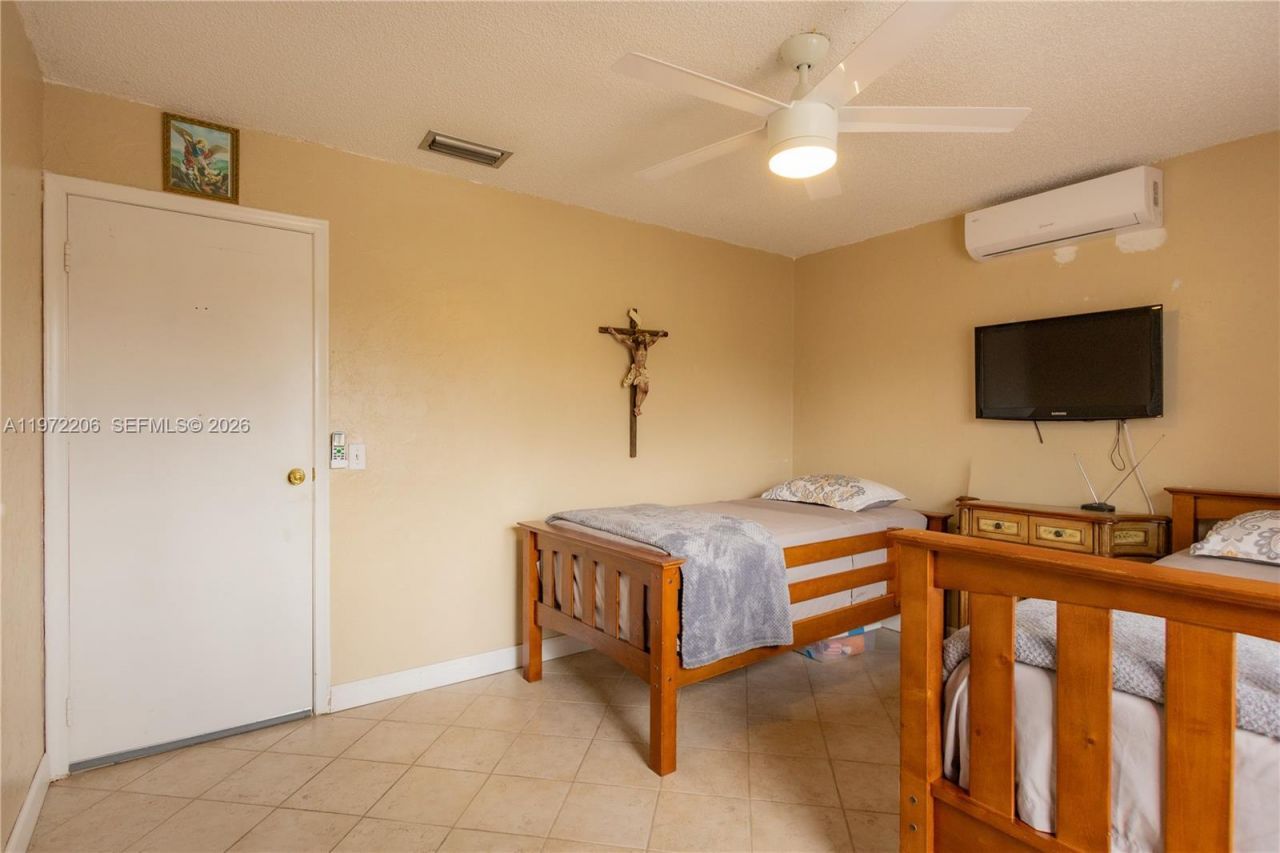 11901 NW 31st Pl, Sunrise, FL 33323 Photo