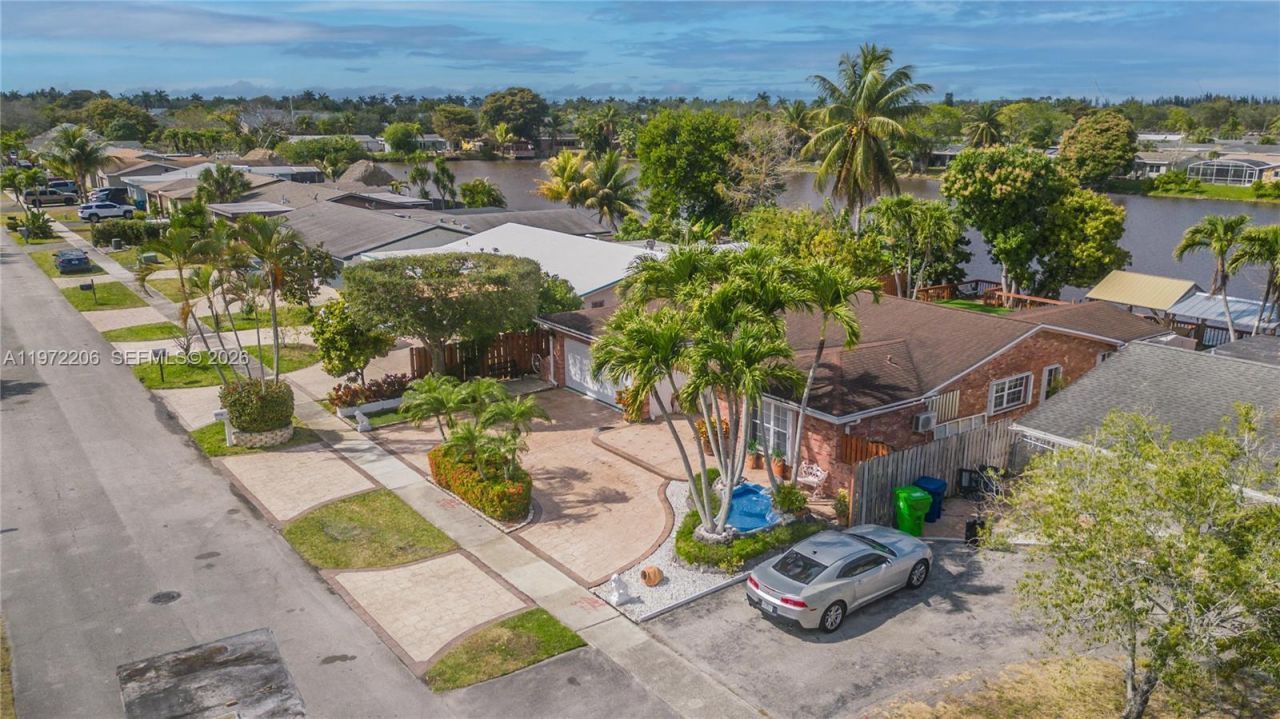 11901 NW 31st Pl, Sunrise, FL 33323 Photo