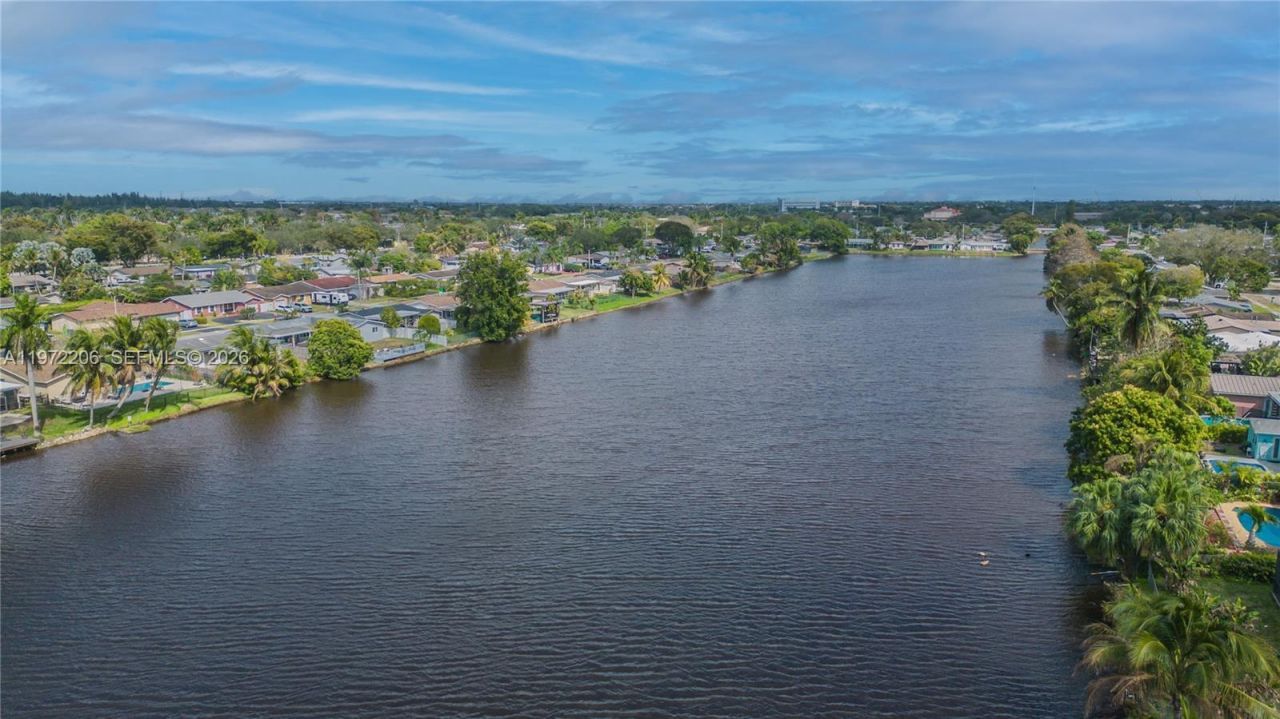 11901 NW 31st Pl, Sunrise, FL 33323 Photo