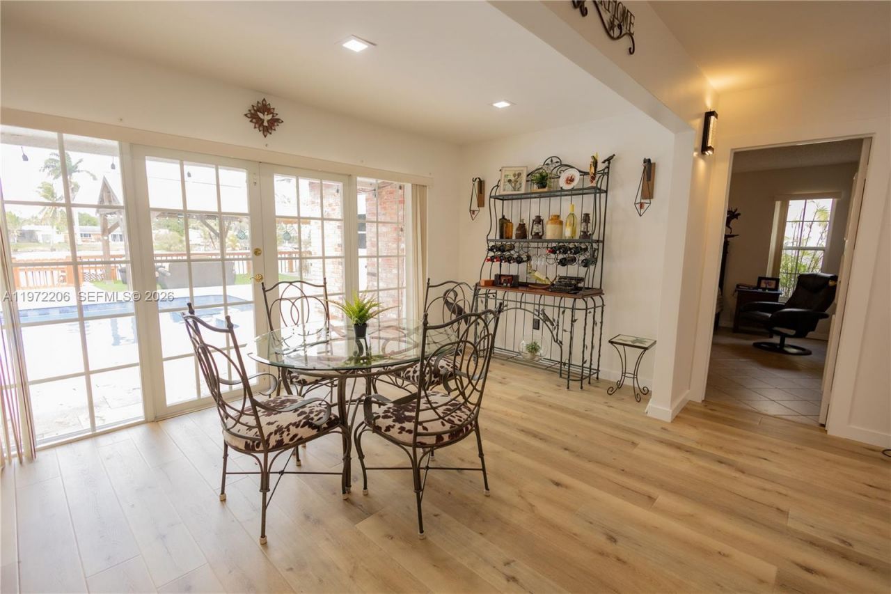 11901 NW 31st Pl, Sunrise, FL 33323 Photo