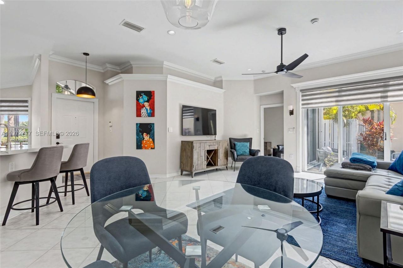 1110 Lemonwood St , Hollywood, FL 33019 Photo