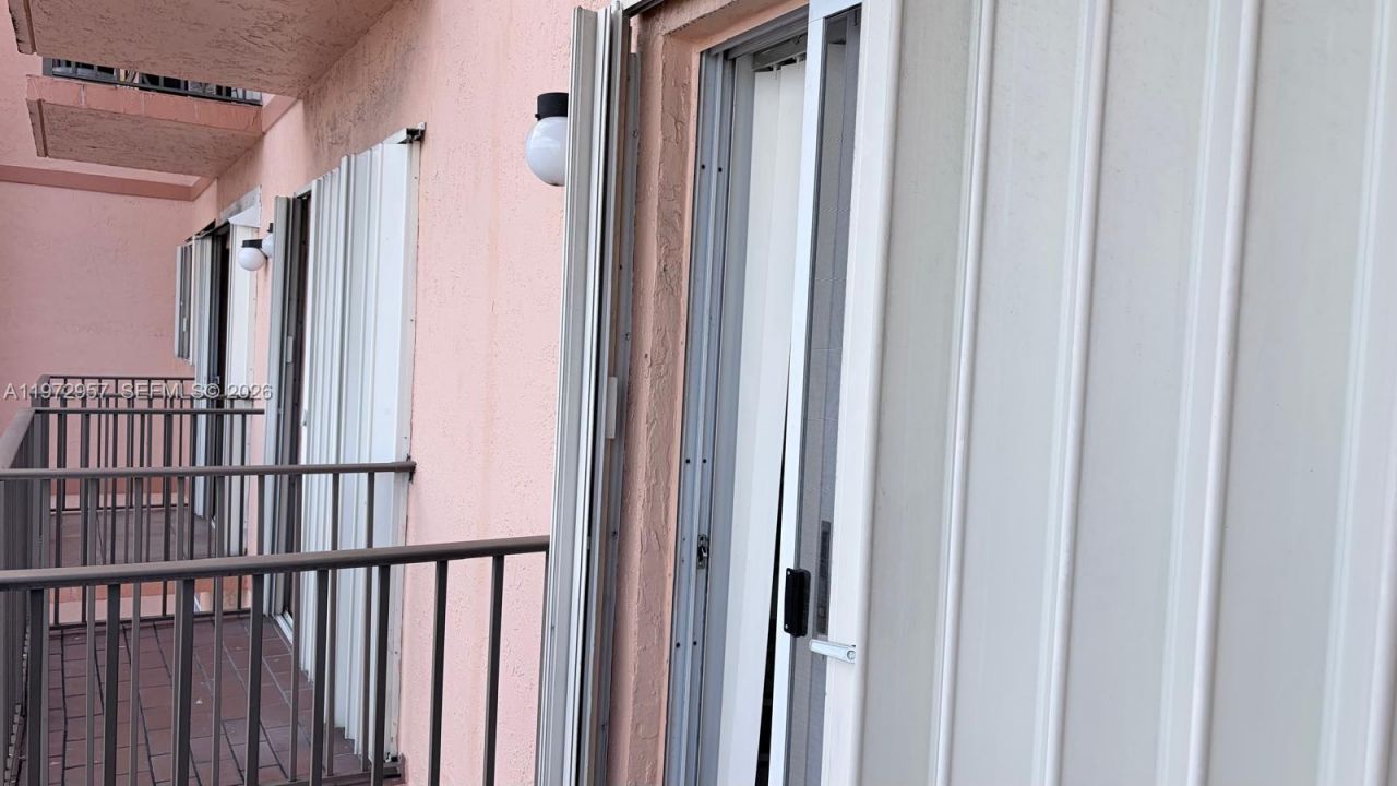 199 SW 12th Ave, Unit 415B, Miami, FL 33130 Photo