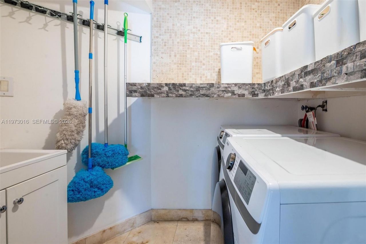 5186 NW 106th Ave, Doral, FL 33178 Photo