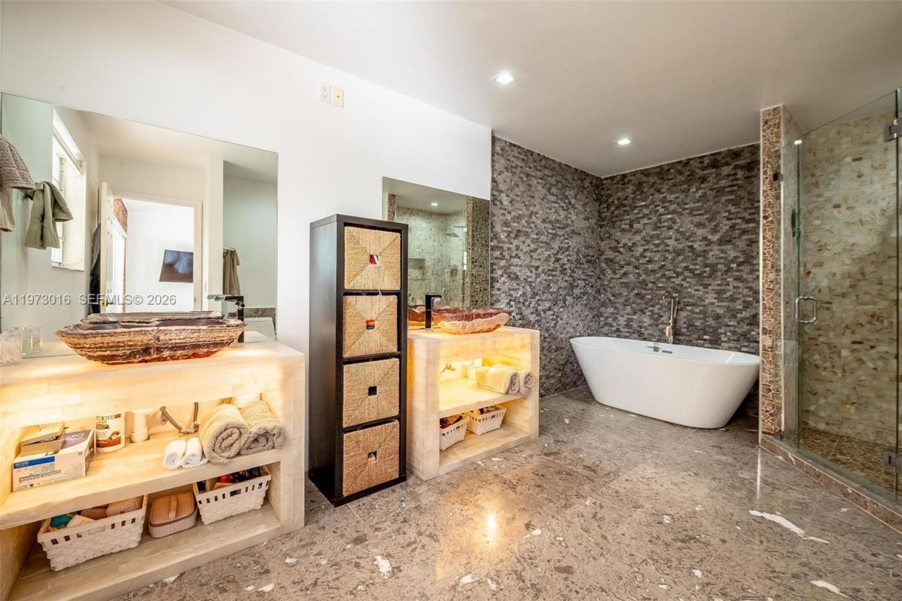 5186 NW 106th Ave, Doral, FL 33178 Photo