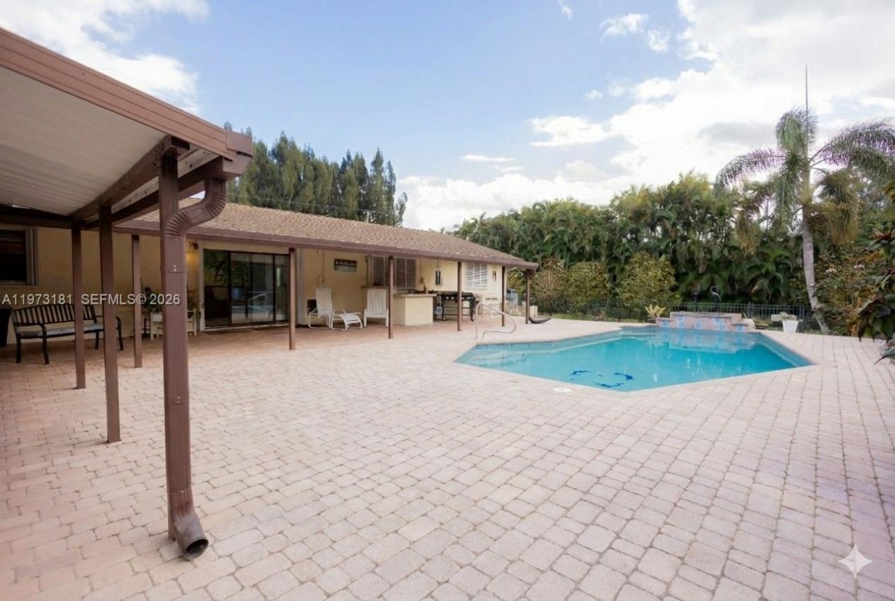 4801 SW 202nd Ave, Southwest Ranches, FL 33332 Photo