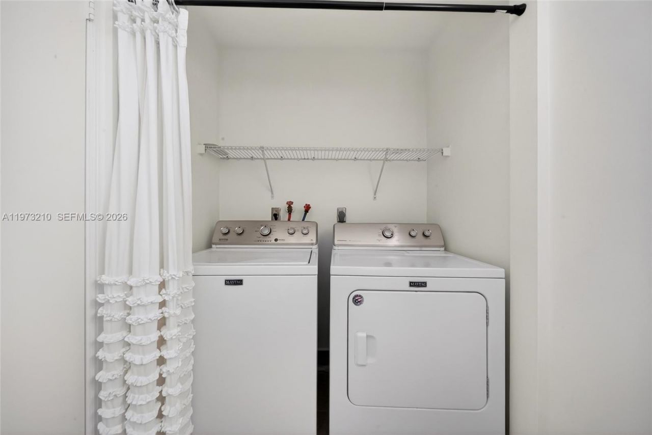 10274 SW 222nd St, Cutler Bay, FL 33190 Photo