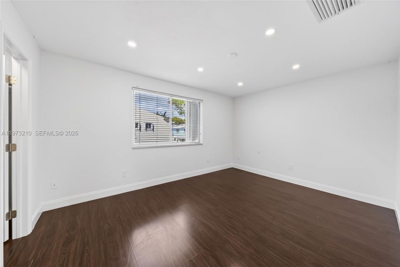 10274 SW 222nd St, Cutler Bay, FL 33190 Photo