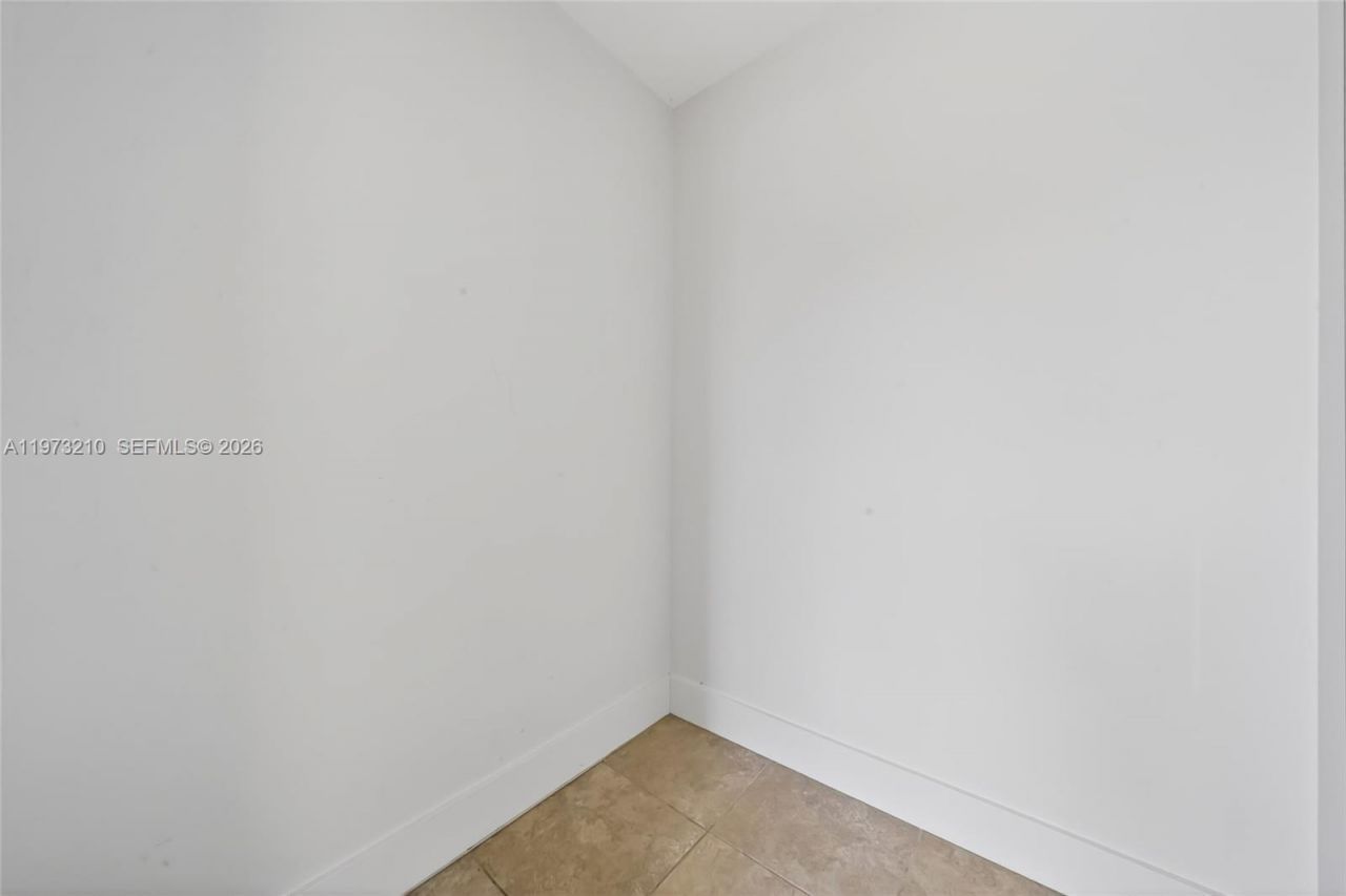 10274 SW 222nd St, Cutler Bay, FL 33190 Photo