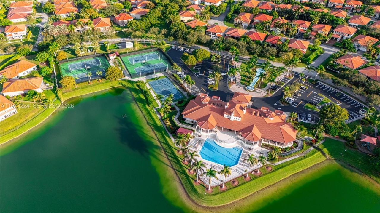 7436 SW 188th Ln , Cutler Bay, FL 33157 Photo