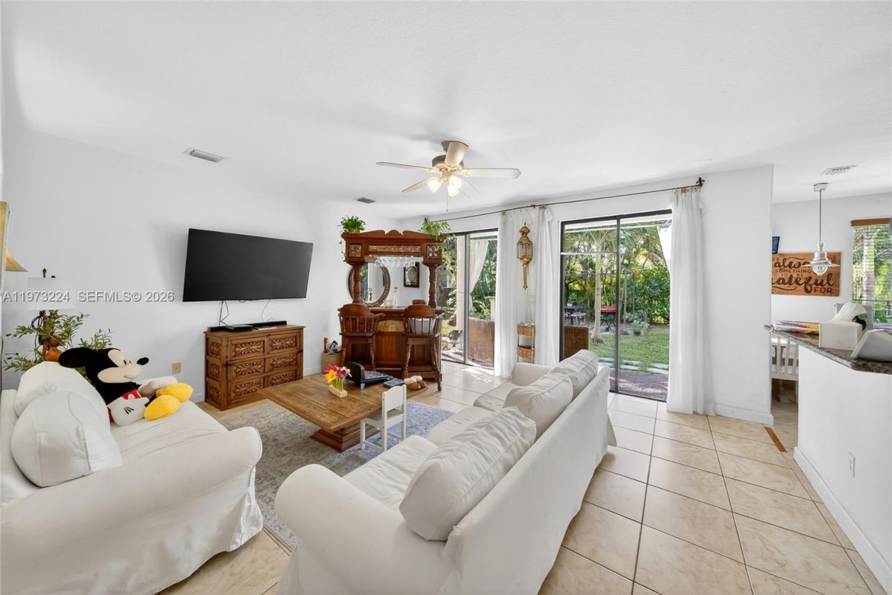 7436 SW 188th Ln , Cutler Bay, FL 33157 Photo