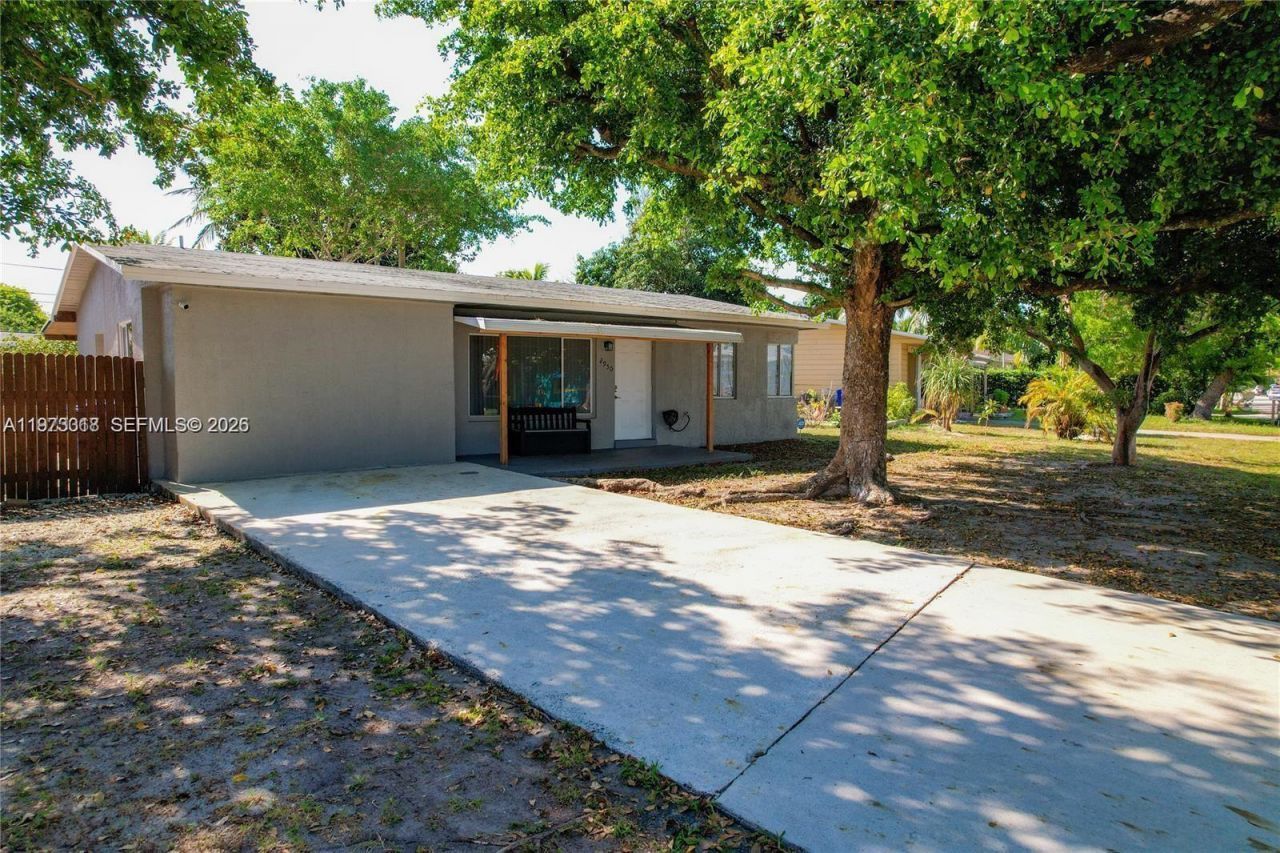 2950 NE 11th Ave , Pompano Beach, FL 33064 Photo