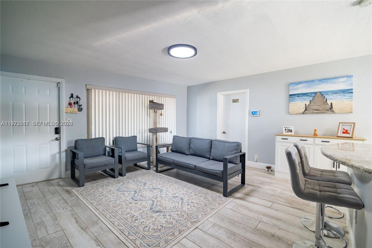 2950 NE 11th Ave , Pompano Beach, FL 33064 Photo