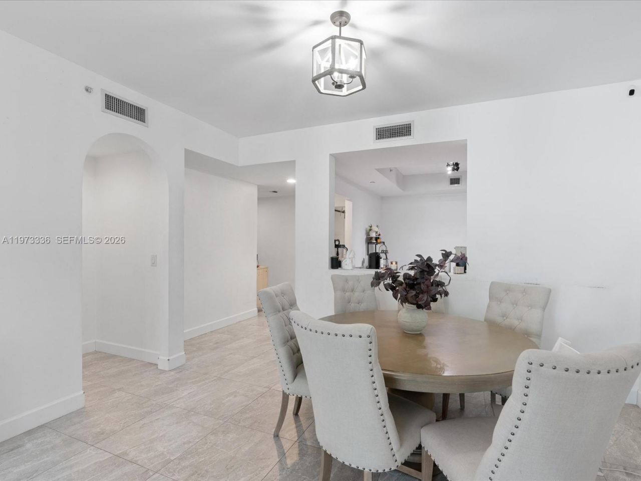 3340 NE 190th St, Unit 204, Aventura, FL 33180 Photo