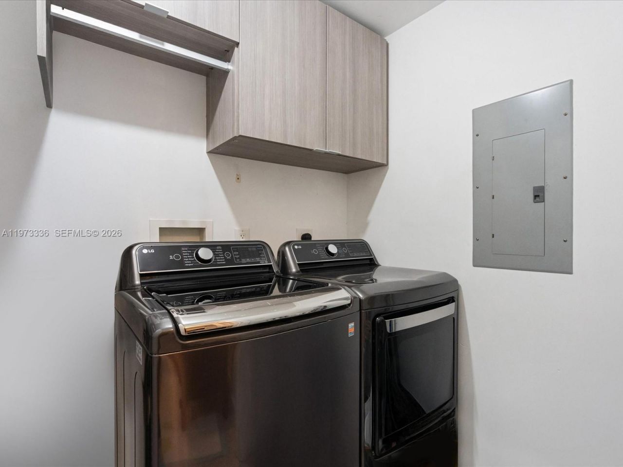 3340 NE 190th St, Unit 204, Aventura, FL 33180 Photo