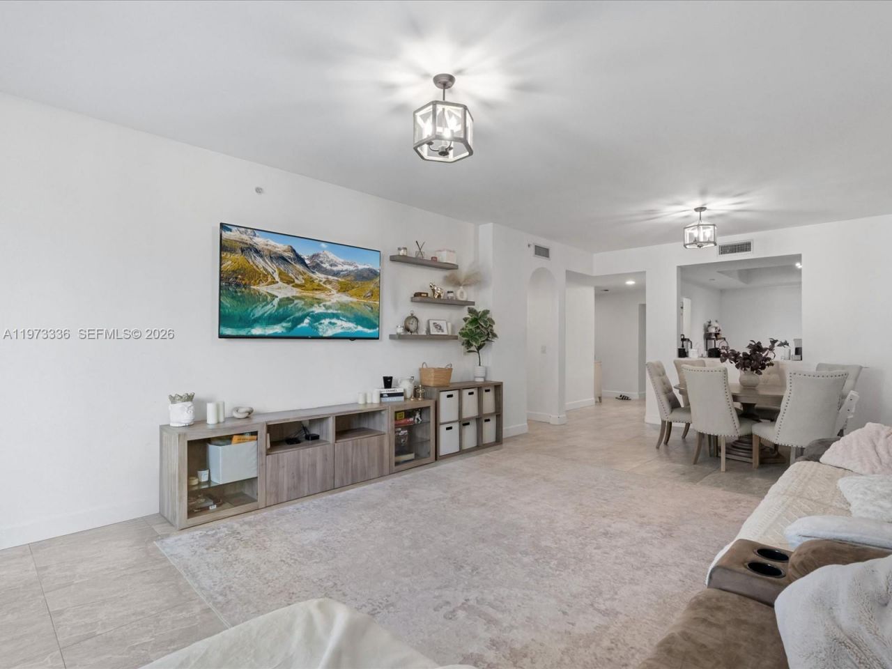 3340 NE 190th St, Unit 204, Aventura, FL 33180 Photo