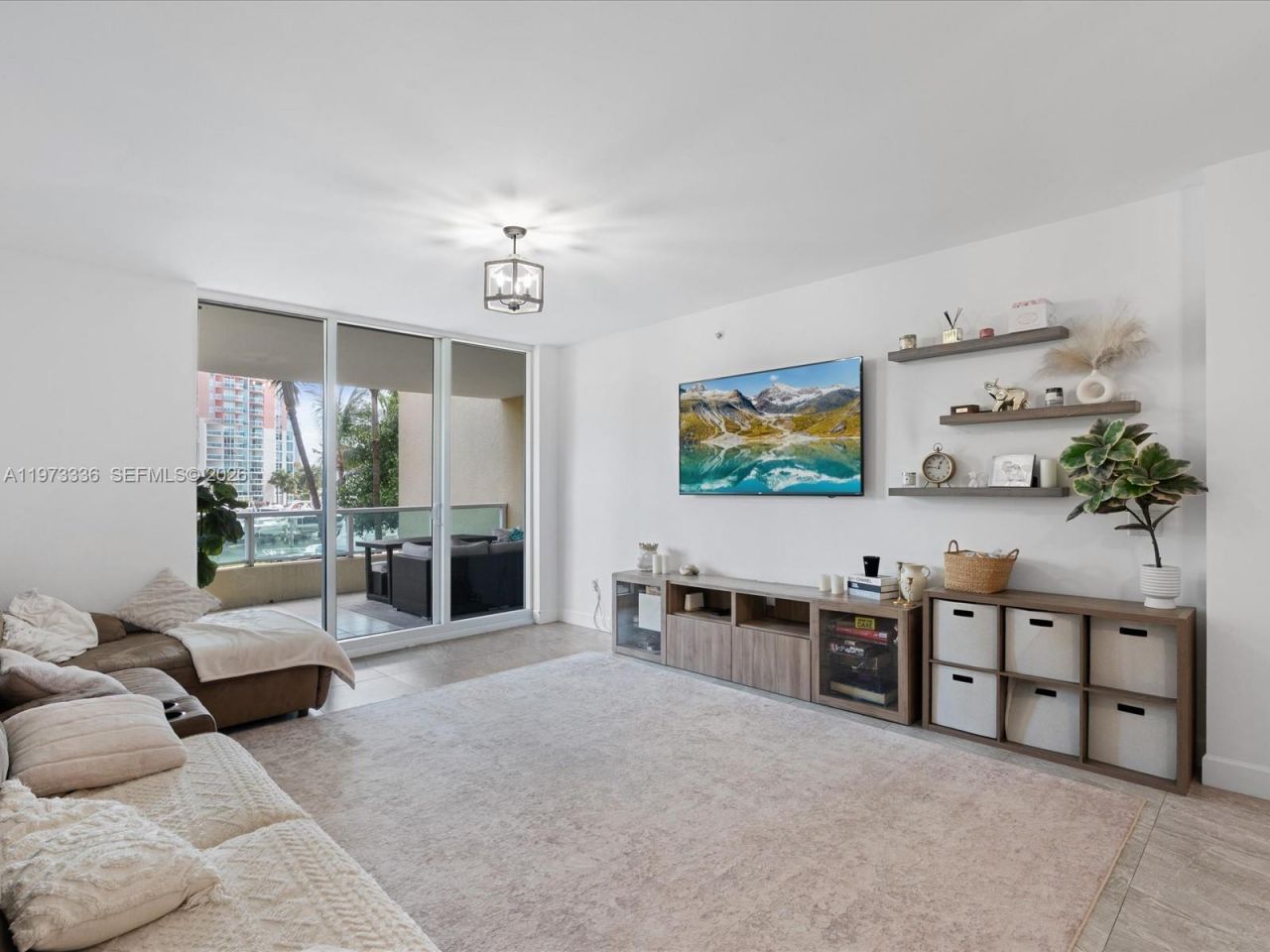 3340 NE 190th St, Unit 204, Aventura, FL 33180 Photo