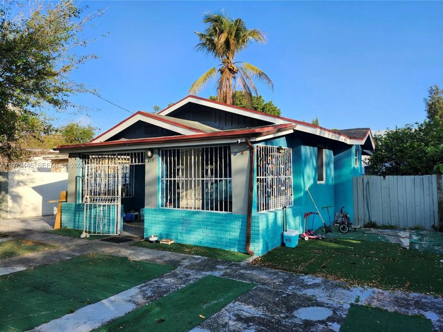 Property Image 4