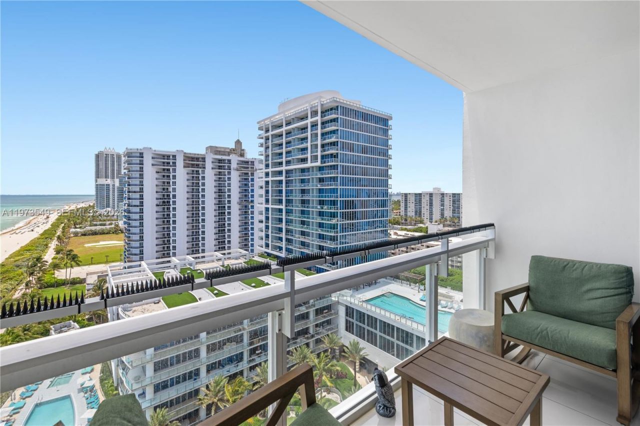 6801 Collins Ave, Unit LPH06 Door, Miami Beach, FL 33141 Photo