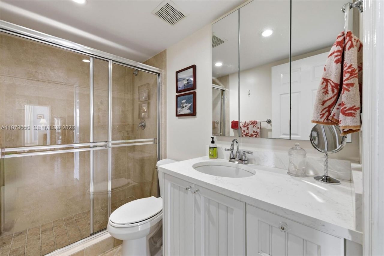 10350 W Bay Harbor Dr, Unit PH-H, Bay Harbor Islands, FL 33154 Photo