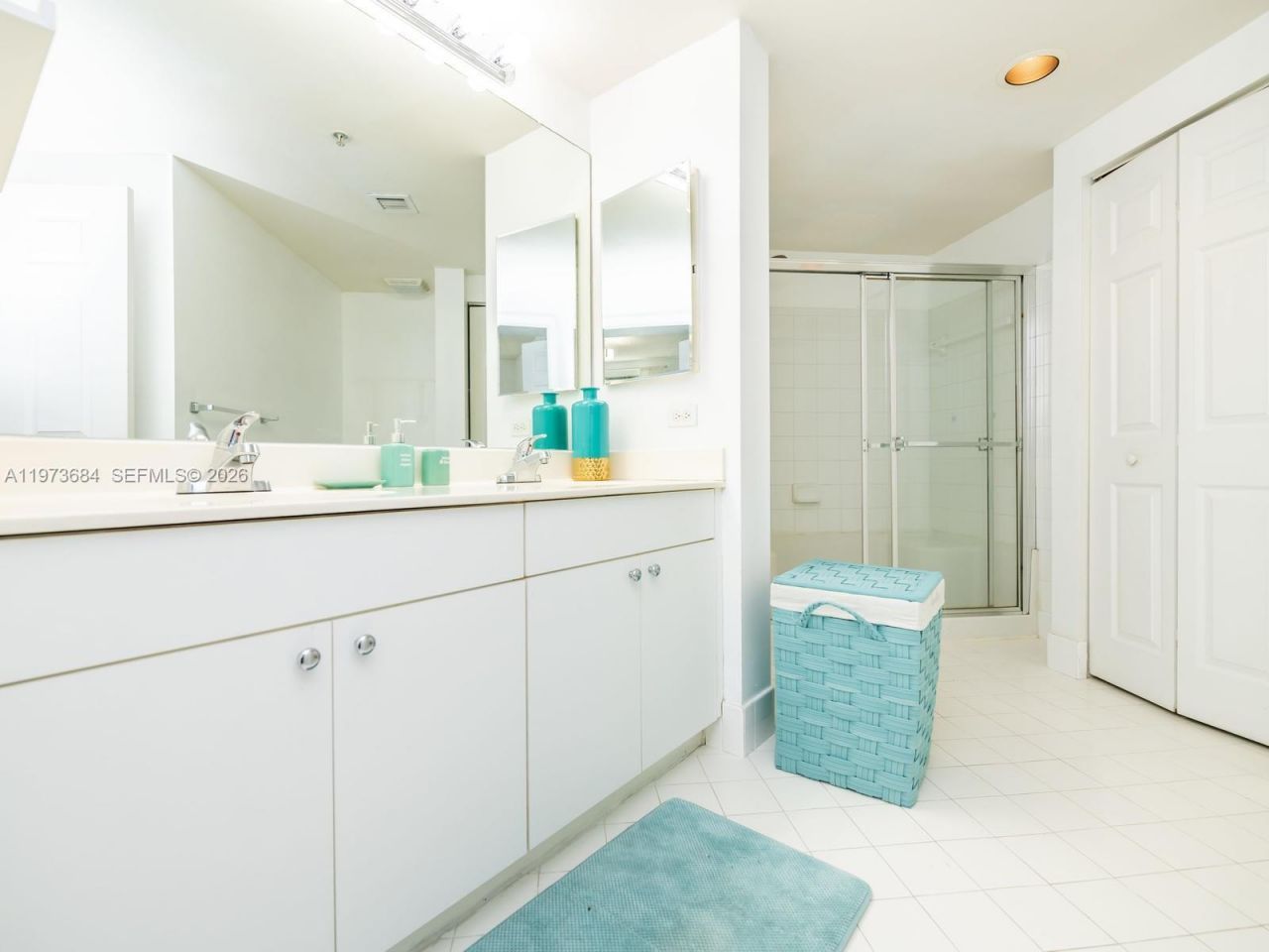 17145 N Bay Rd , Unit 4311, Sunny Isles Beach, FL 33160 Photo