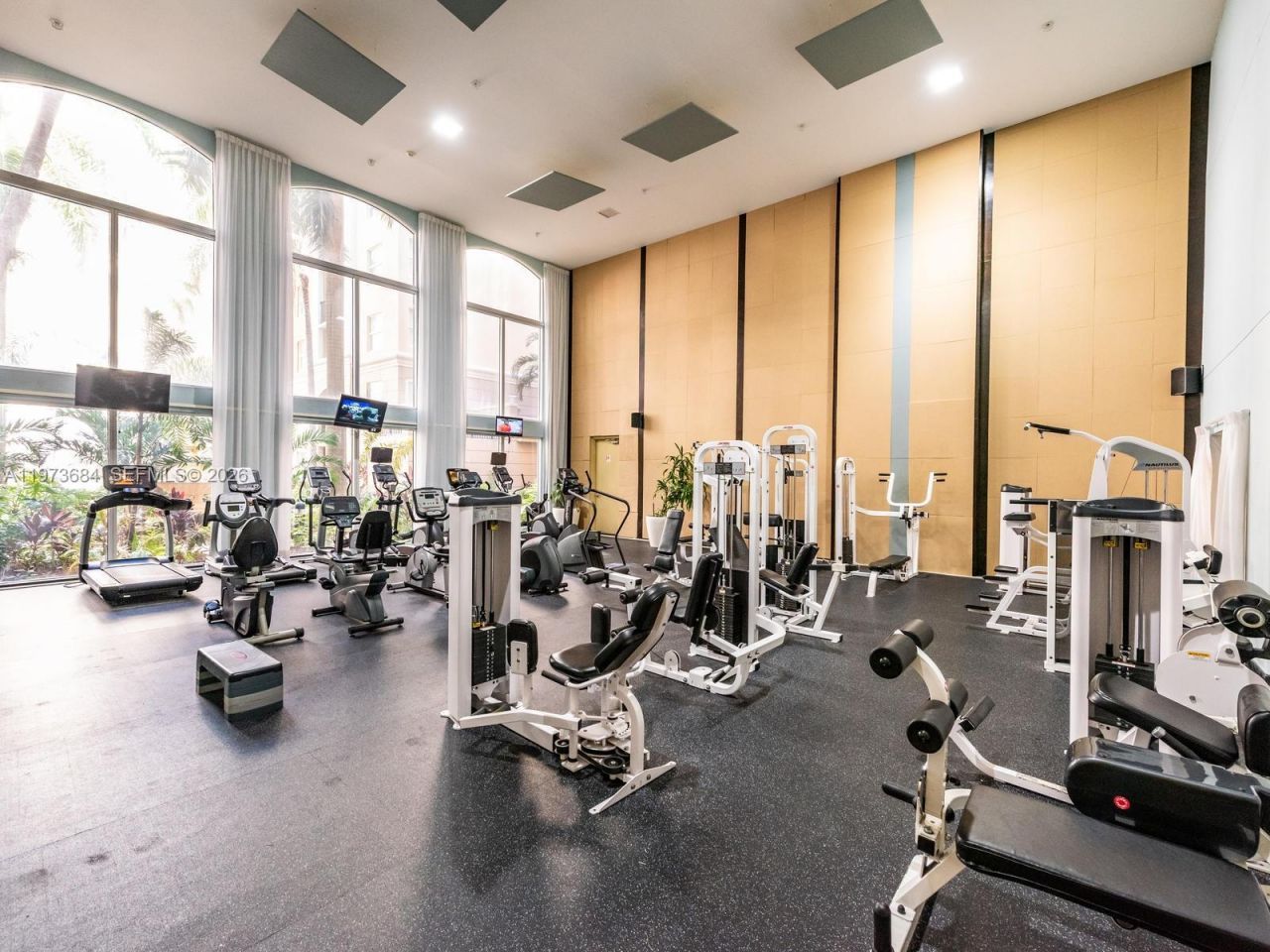 17145 N Bay Rd, Unit 4311, Sunny Isles Beach, FL 33160 Photo