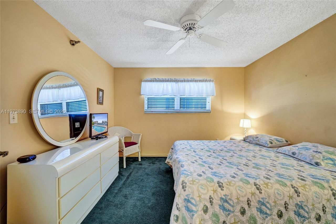 17700 N Bay Rd , Unit 805, Sunny Isles Beach, FL 33160 Photo