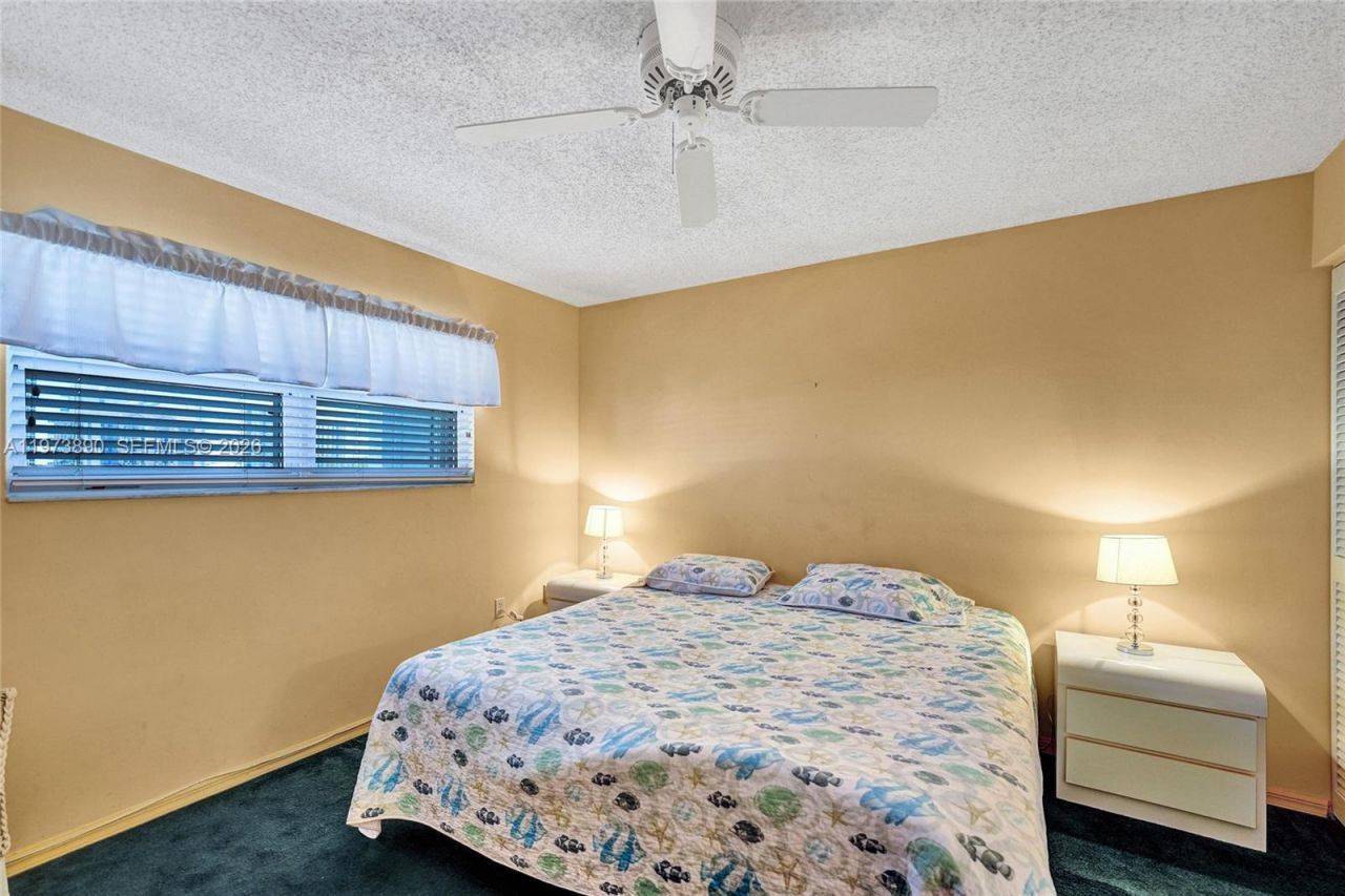 17700 N Bay Rd , Unit 805, Sunny Isles Beach, FL 33160 Photo