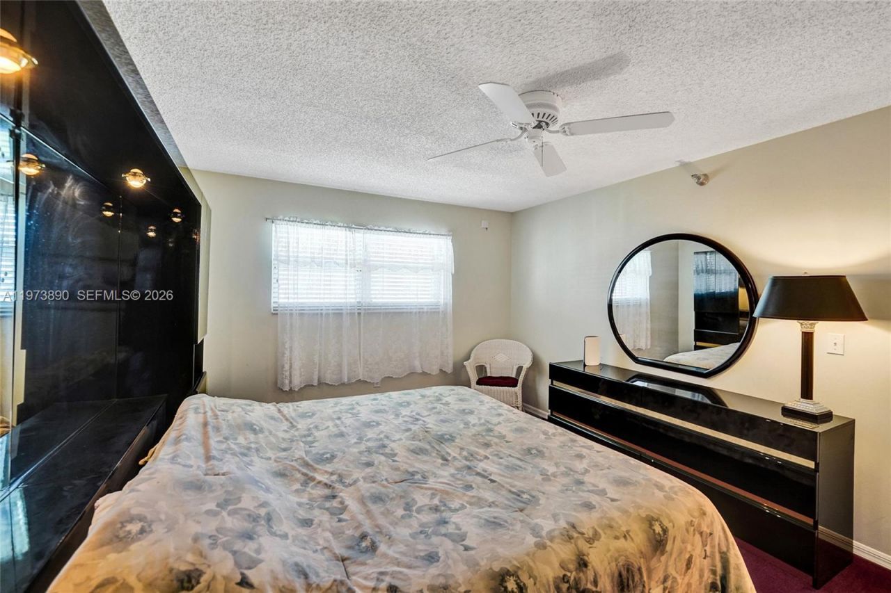 17700 N Bay Rd , Unit 805, Sunny Isles Beach, FL 33160 Photo