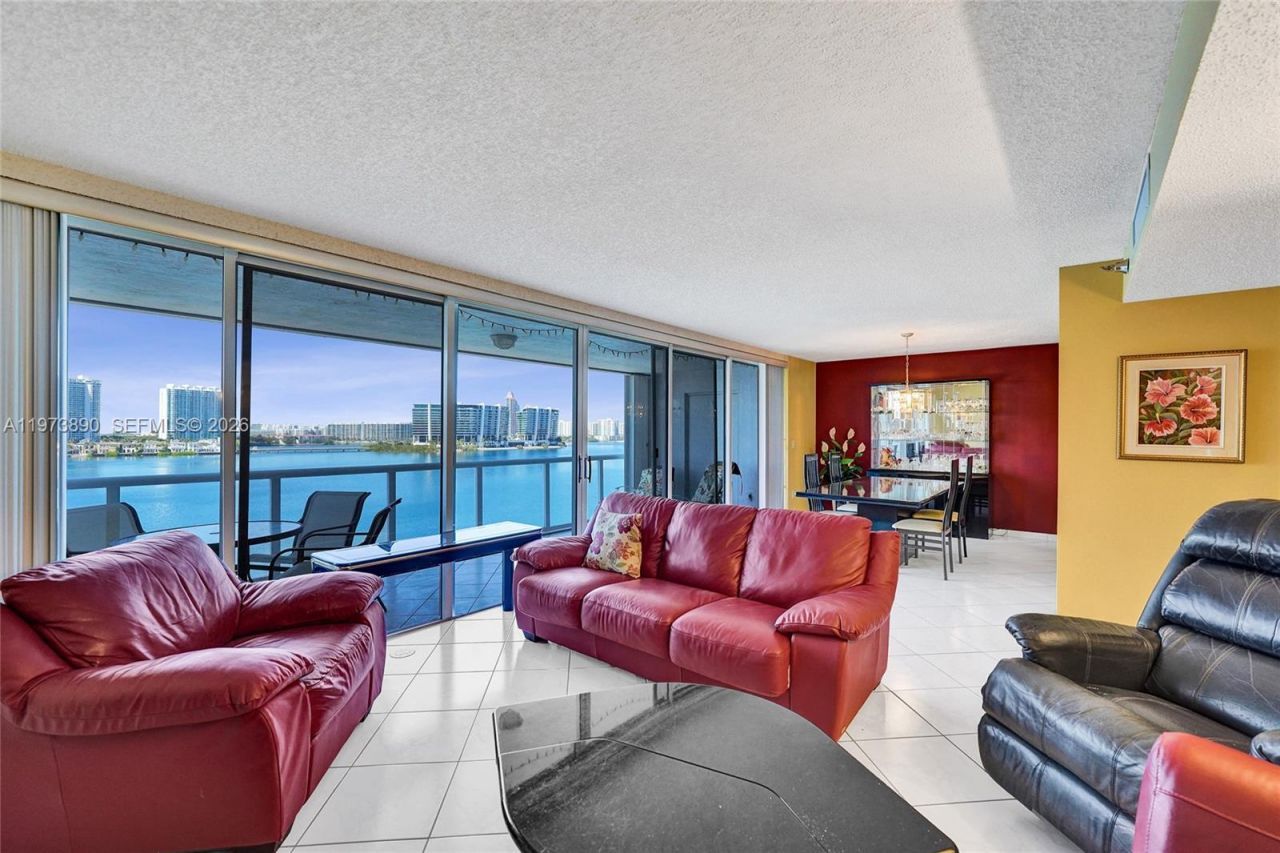 17700 N Bay Rd , Unit 805, Sunny Isles Beach, FL 33160 Photo