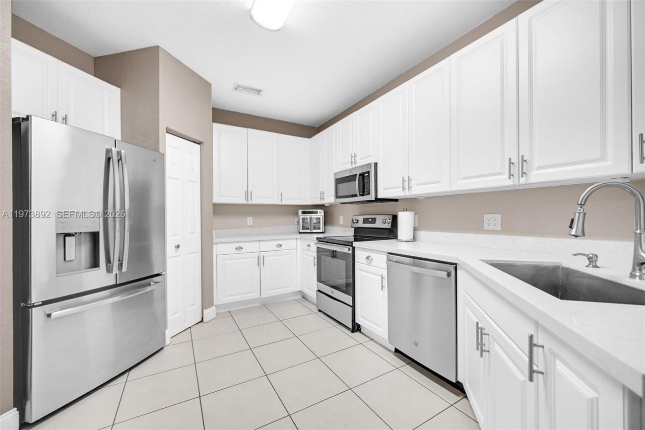 5731 NW 120th Ave, Coral Springs, FL 33076 Photo