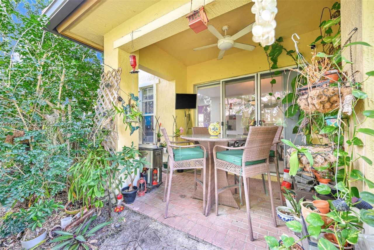 5731 NW 120th Ave, Coral Springs, FL 33076 Photo