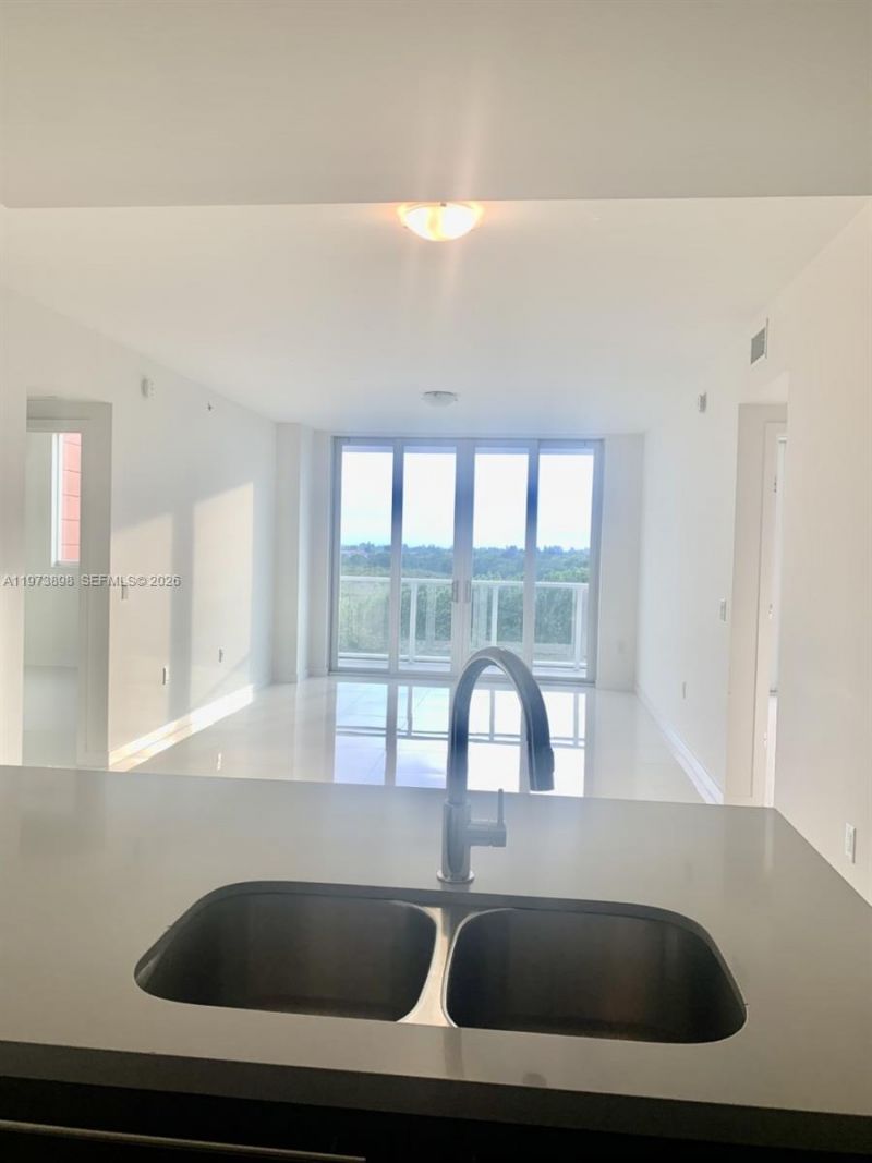 7825 NW 107th Ave, Unit 413, Doral, FL 33178 Photo