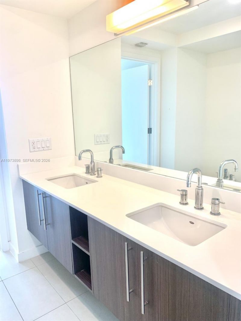 7825 NW 107th Ave, Unit 413, Doral, FL 33178 Photo