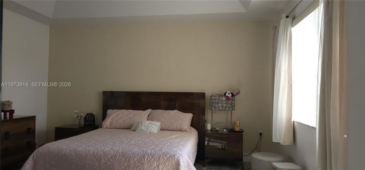 2150 NW 100th Ave, Pembroke Pines, FL 33024 Photo