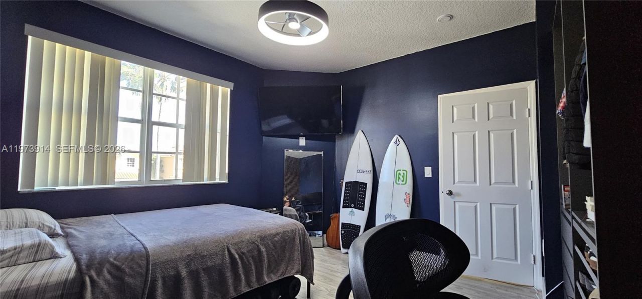 2150 NW 100th Ave, Pembroke Pines, FL 33024 Photo