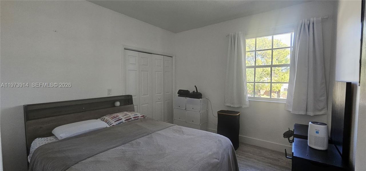 2150 NW 100th Ave, Pembroke Pines, FL 33024 Photo