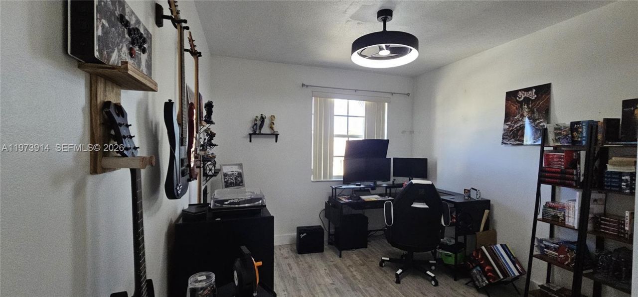 2150 NW 100th Ave, Pembroke Pines, FL 33024 Photo