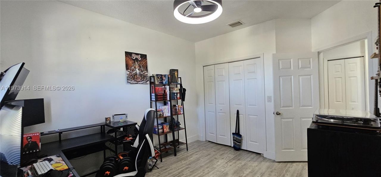 2150 NW 100th Ave, Pembroke Pines, FL 33024 Photo