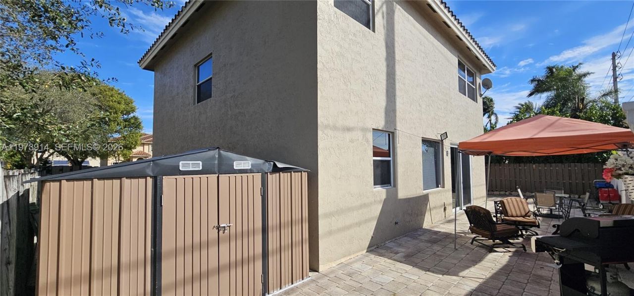 2150 NW 100th Ave, Pembroke Pines, FL 33024 Photo