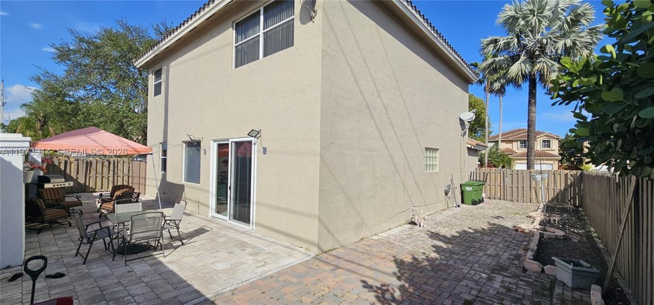 2150 NW 100th Ave, Pembroke Pines, FL 33024 Photo