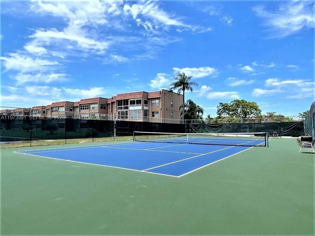 9900 Sunrise Lakes Blvd, Unit 210, Sunrise, FL 33322 Photo