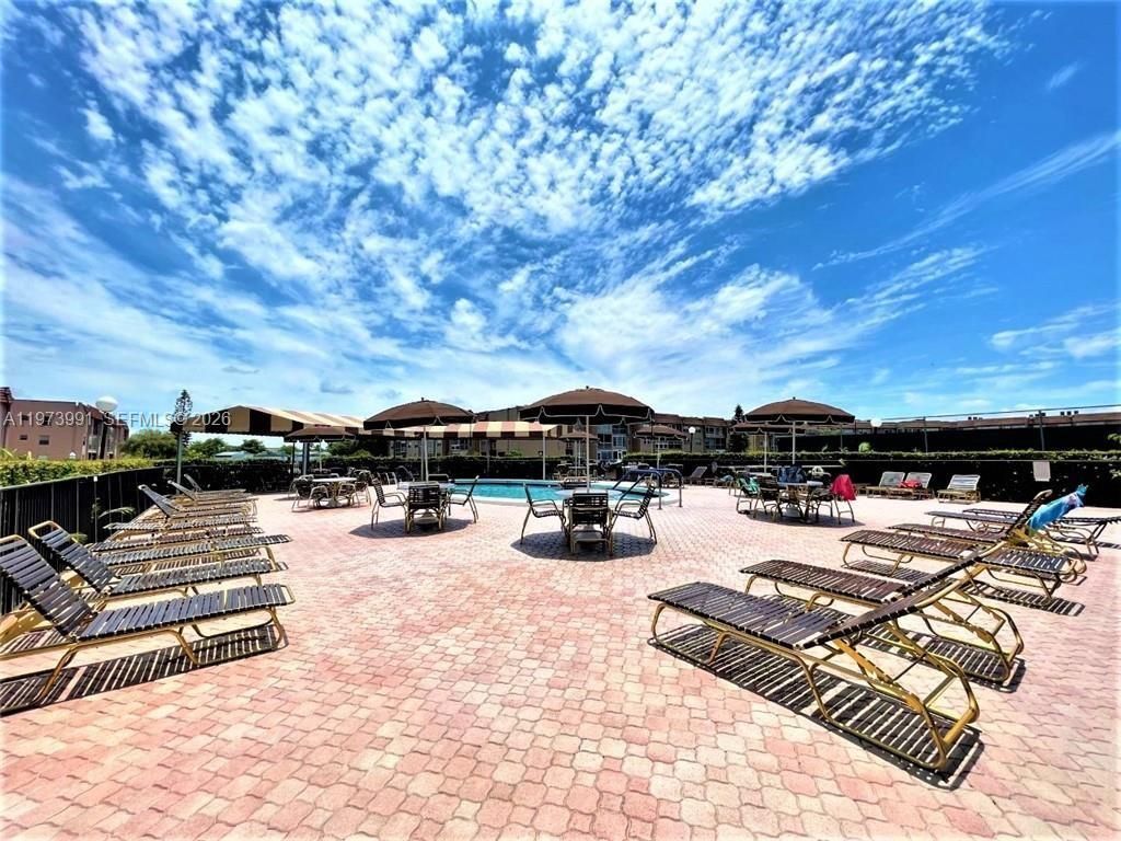 9900 Sunrise Lakes Blvd, Unit 210, Sunrise, FL 33322 Photo