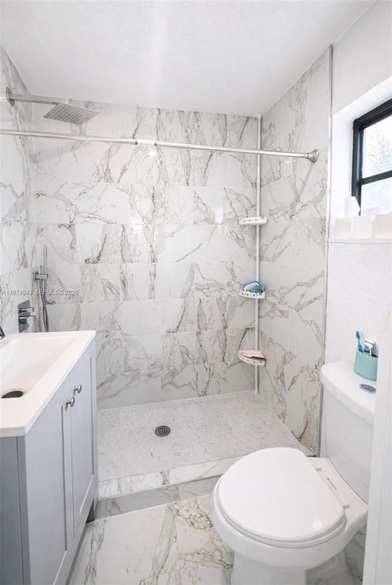 1090 NW 197th Ter , Miami Gardens, FL 33169 Photo