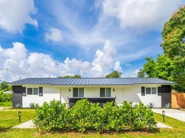 1001 NE 110th St , Unit 1003, Biscayne Park, FL 33161