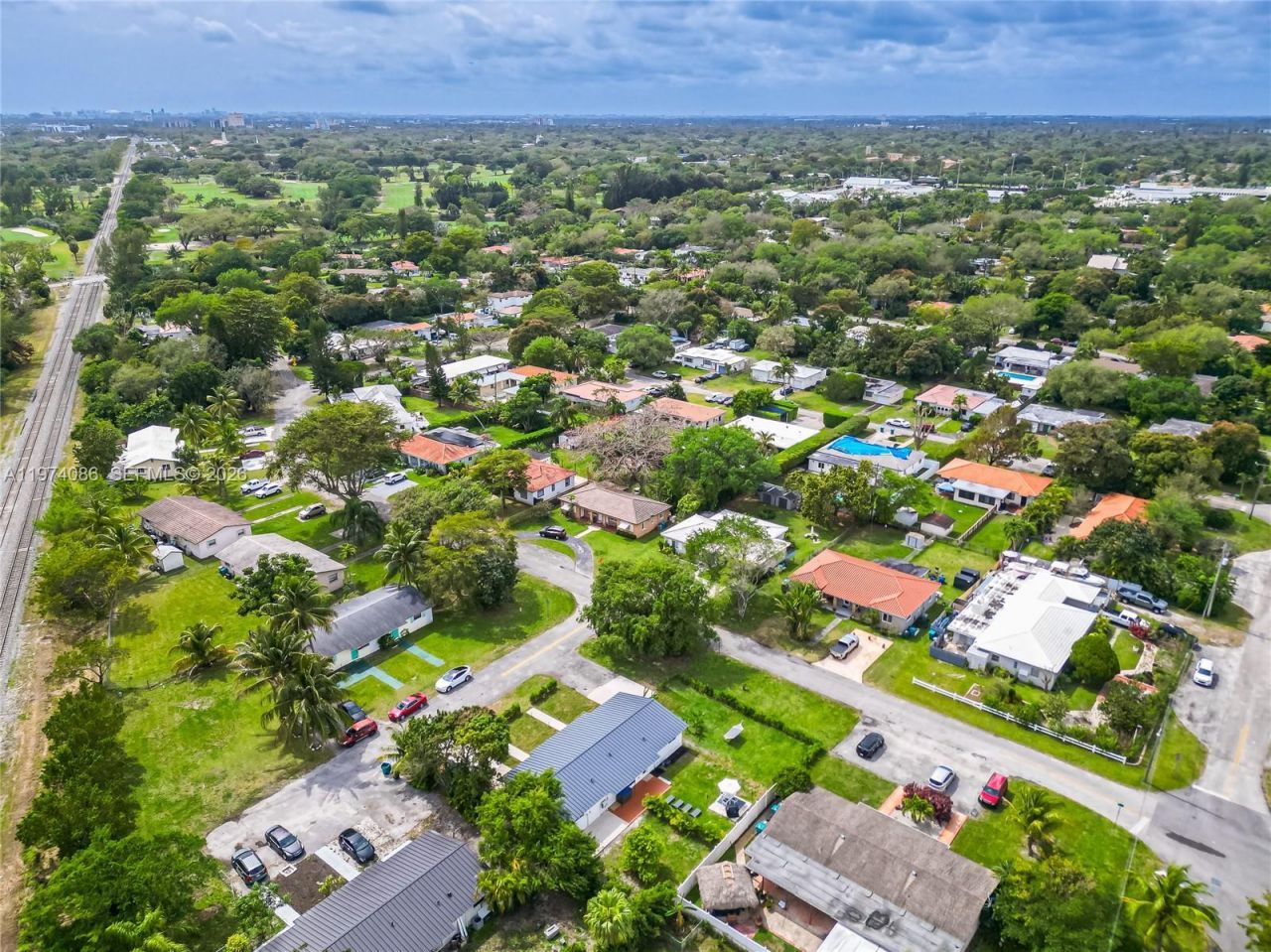 1001 NE 110th St , Unit 1003, Biscayne Park, FL 33161 Photo