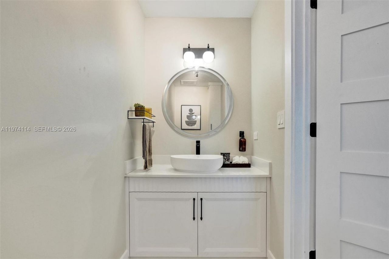 3301 NE 1st Ave, Unit L0302, Miami, FL 33137 Photo