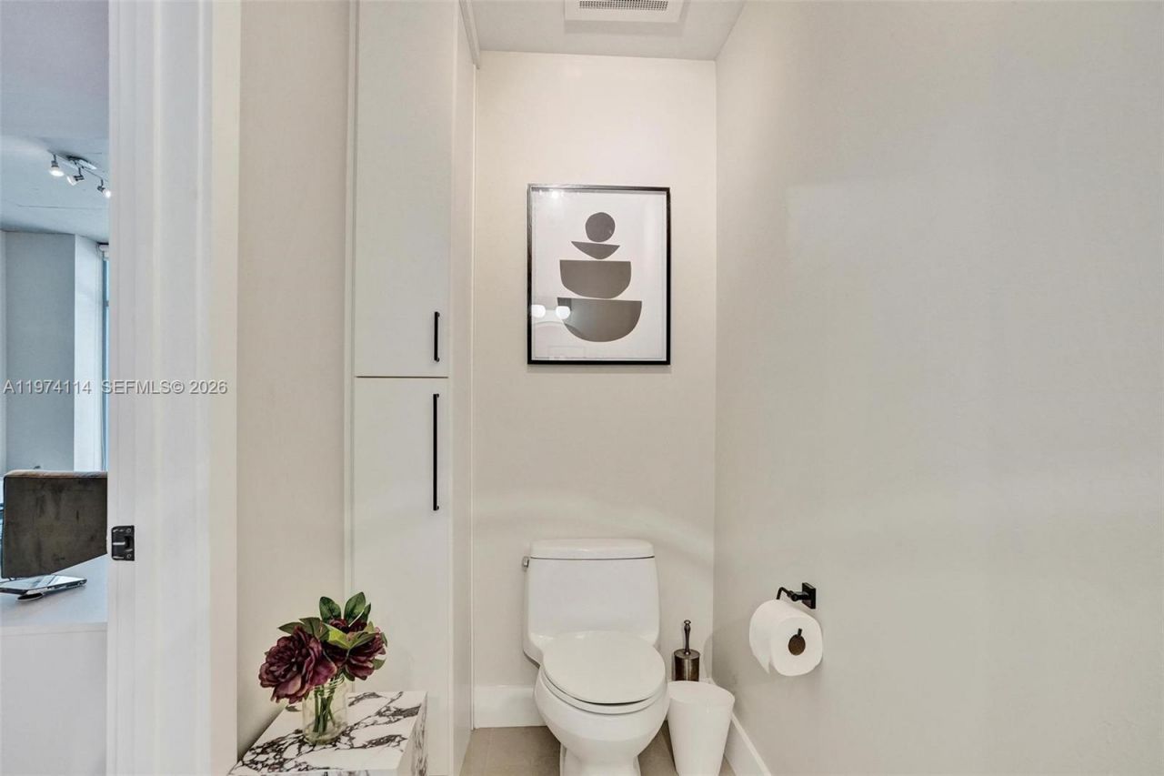 3301 NE 1st Ave , Unit L0302, Miami, FL 33137 Photo