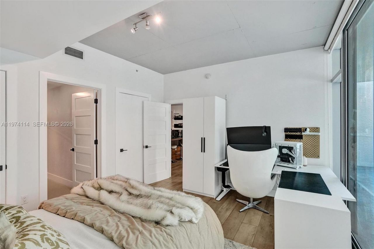 3301 NE 1st Ave, Unit L0302, Miami, FL 33137 Photo