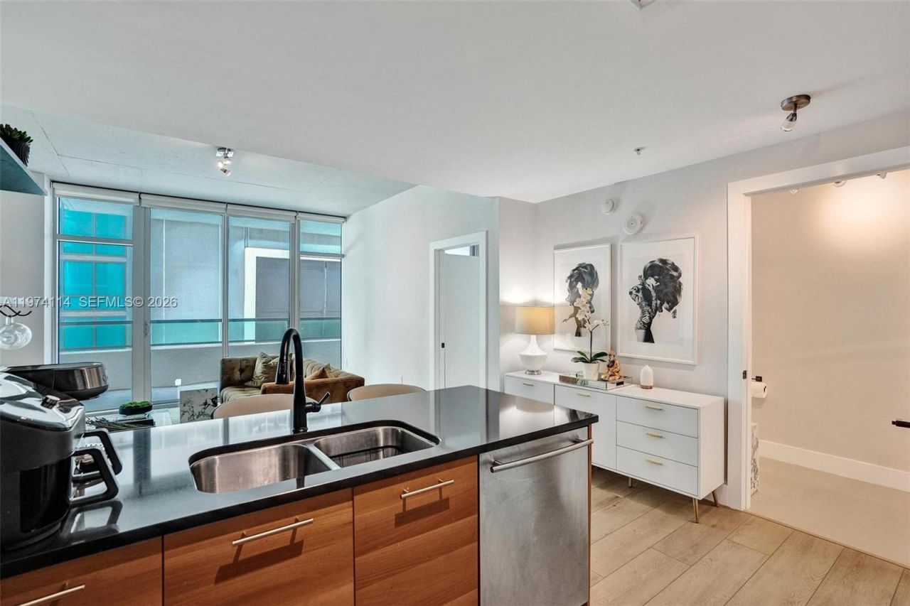 3301 NE 1st Ave, Unit L0302, Miami, FL 33137 Photo