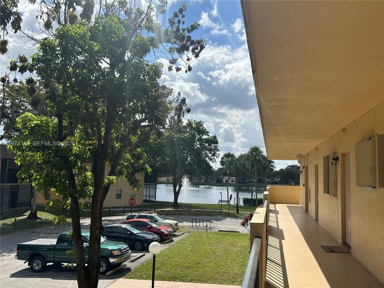 301 Cambridge Rd , Unit 211, Hollywood, FL 33024 Photo